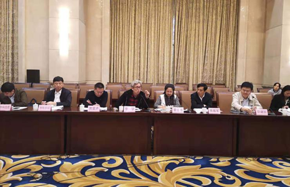 李學(xué)董事長參加省人大常委會調(diào)研活動5