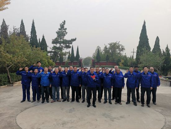 魯中水泥黨支部開展志愿者服務活動31