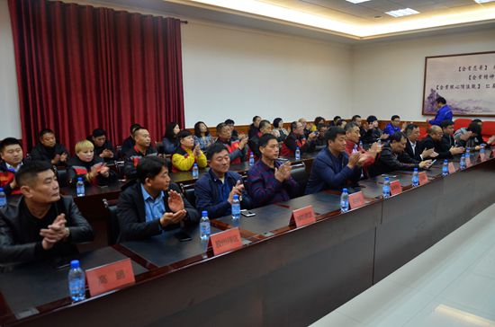 “重山?娜公益”慈善基金舉行啟動(dòng)儀式48