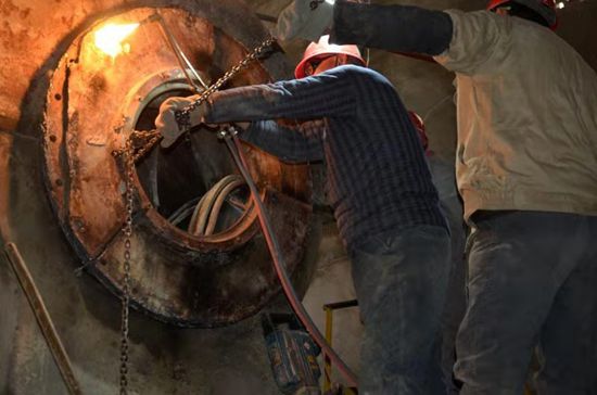 大修進(jìn)行時(shí)，這里有一群可愛的重山人.......95