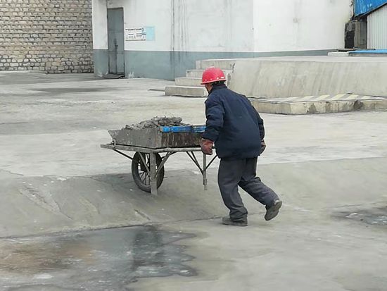 大修進(jìn)行時(shí)，這里有一群可愛的重山人.......95