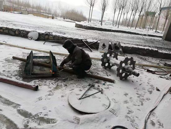 大修進(jìn)行時(shí)，這里有一群可愛(ài)的重山人.......（三）82