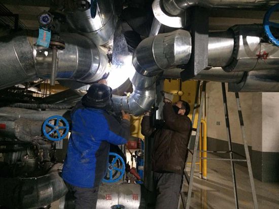 大修進(jìn)行時(shí)，這里有一群可愛(ài)的重山人.......（三）82