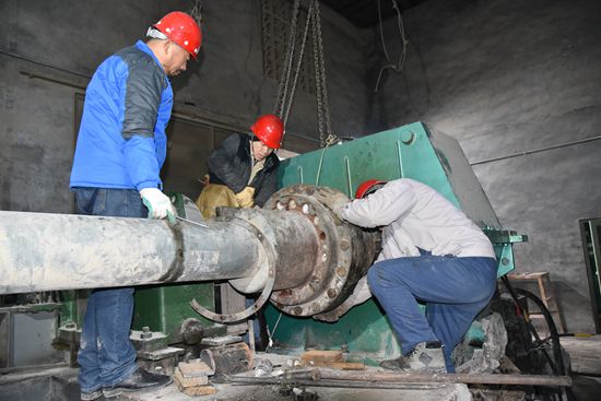 大修進(jìn)行時(shí)，這里有一群可愛(ài)的重山人......41