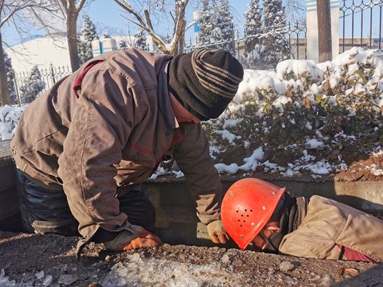 大修進(jìn)行時(shí)，這里有一群可愛(ài)的重山人......41