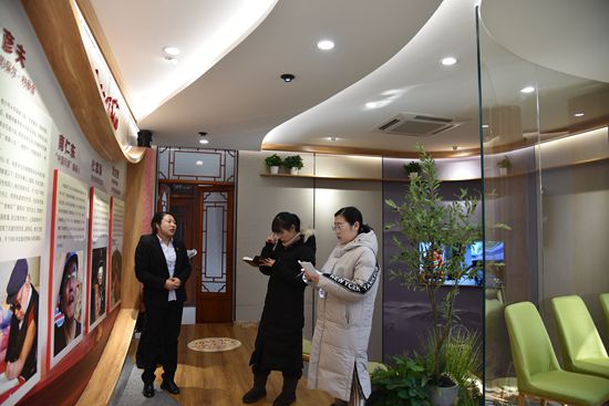 區(qū)委組織部指導(dǎo)集團(tuán)黨建工作75