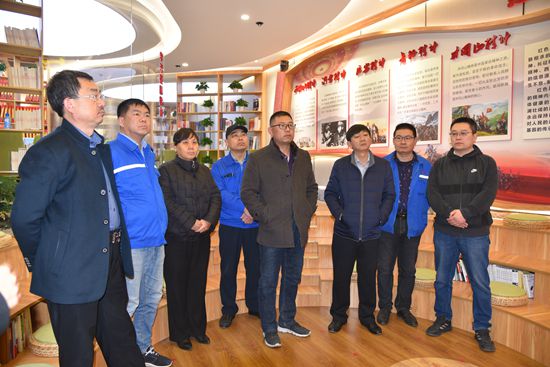 堅持學(xué)習(xí)守初心 銘記身份向前行 —魯蒙水泥、南韓化工黨支部走進“初心學(xué)堂”4