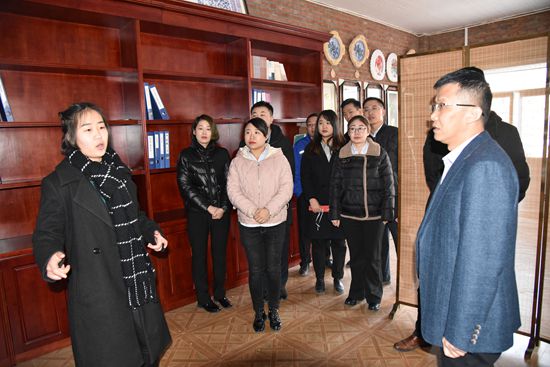 愛與希望同在——運(yùn)營中心走進(jìn)憨兜家園開展致良知公益行活動(dòng)61