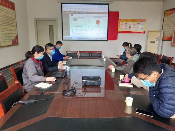 區(qū)發(fā)改局到魯中水泥調(diào)研31