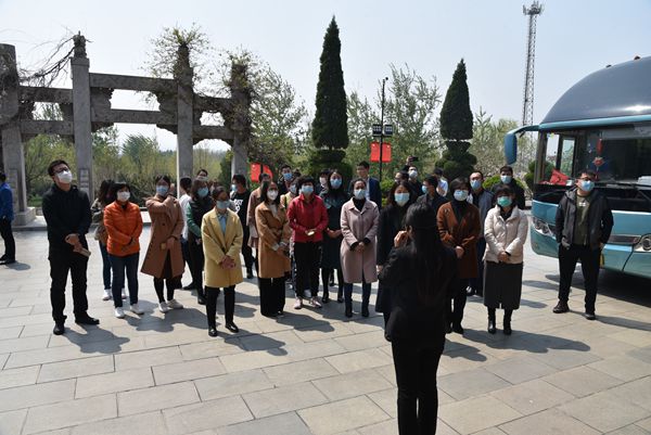 淄川區(qū)黨建工作實(shí)訓(xùn)班到集團(tuán)參觀學(xué)習(xí)30