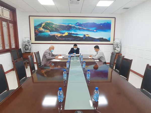 集團(tuán)機(jī)關(guān)支部、重山光電支部召開(kāi)支委會(huì) 25