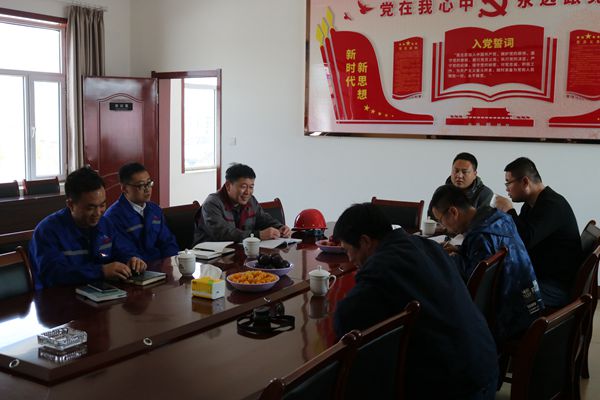 赤峰市生態(tài)環(huán)境局到魯蒙公司檢查指導80