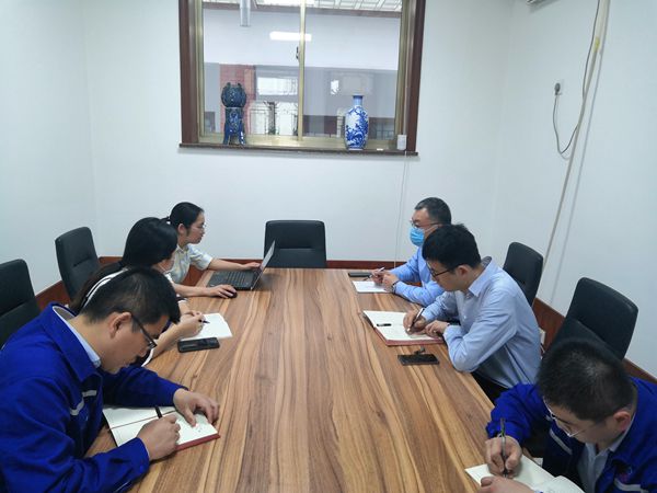 財務(wù)中心召開信息化建設(shè)推進會72