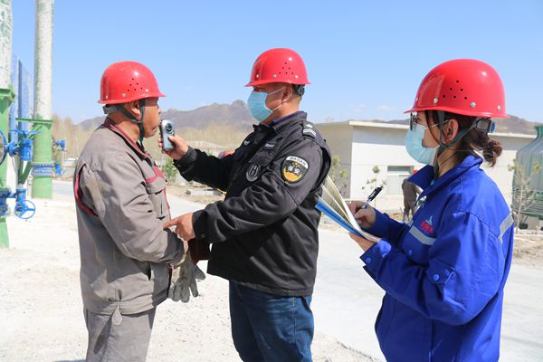 魯蒙公司組織勞動紀(jì)律檢查37