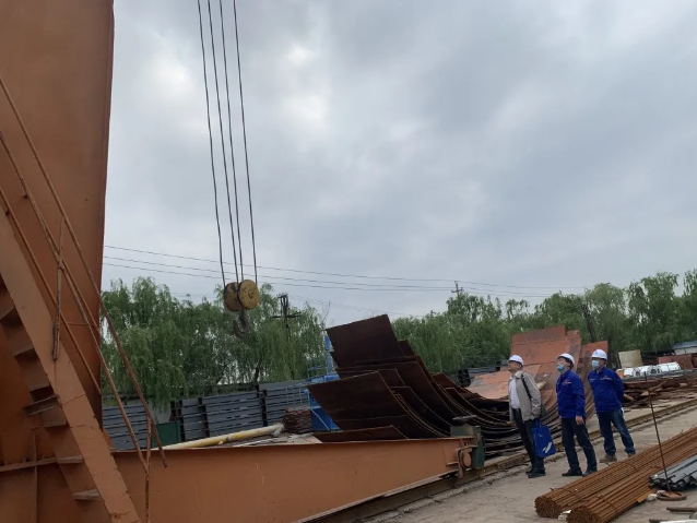  魯中水泥組織特種設(shè)備檢驗82