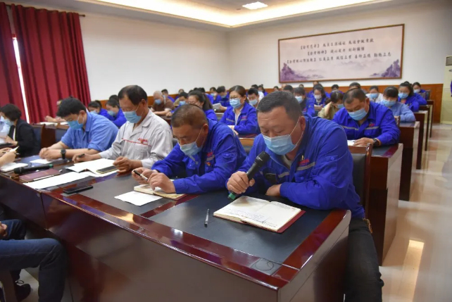 集團機關、魯中水泥黨支部召開入黨積極分子推選會議57