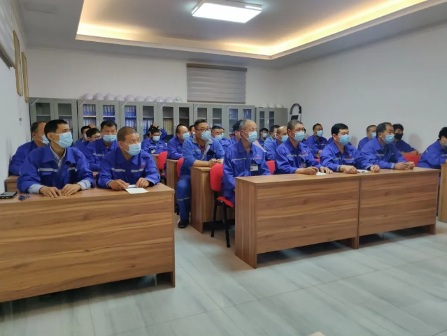 重山思沃瑞組織安全生產(chǎn)月教育培訓(xùn)70