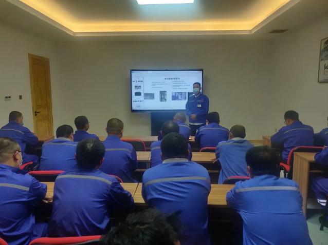 重山思沃瑞組織安全生產(chǎn)月教育培訓(xùn)70