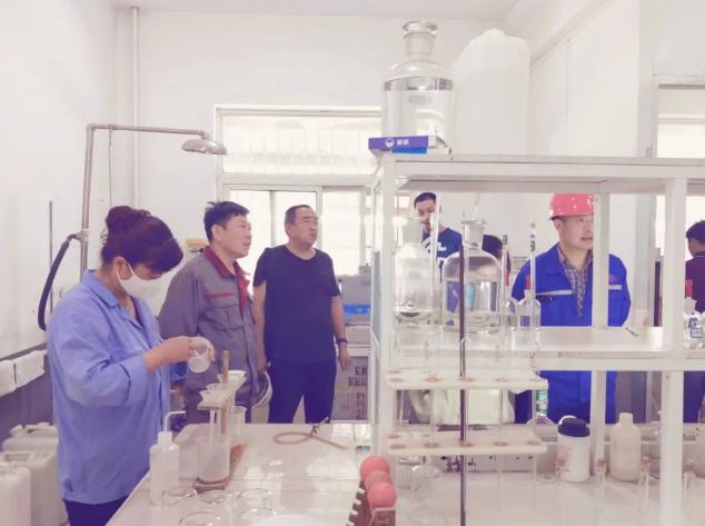 市、旗市場監(jiān)督管理局到魯蒙水泥進(jìn)行質(zhì)量檢查