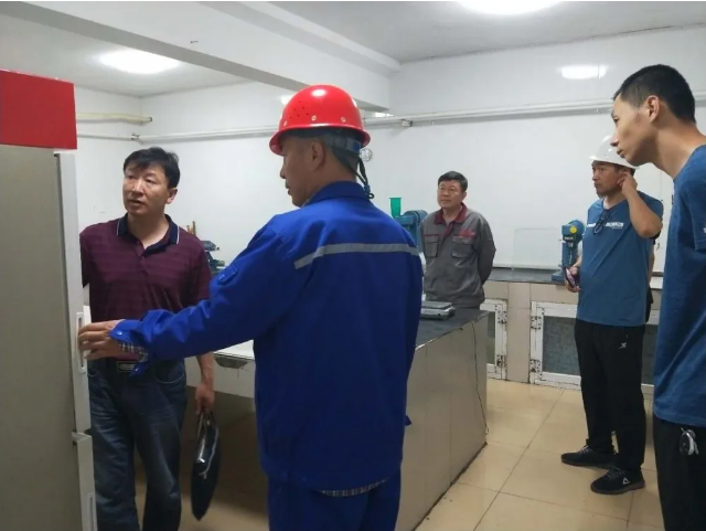 市、旗市場(chǎng)監(jiān)督管理局到魯蒙水泥進(jìn)行質(zhì)量檢查71