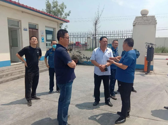 河北省車輛源頭治超督察組到黃驊三陽檢查指導(dǎo)2