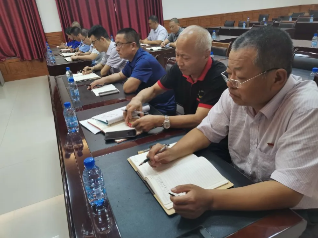  守紀律 講規(guī)矩 做優(yōu)秀共產(chǎn)黨員78