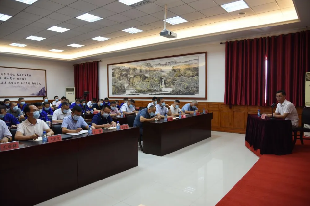 集團(tuán)公司組織集體學(xué)習(xí) ——王魯淄交流分享《踐行“致良知”，提升企業(yè)綜合競爭力》84