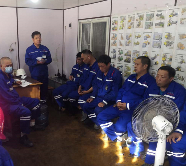 思沃瑞組織勞保護(hù)品穿戴培訓(xùn)51