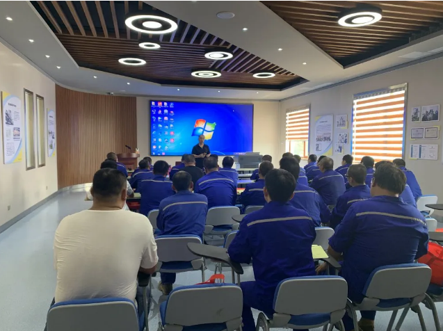 魯中水泥組織特種作業(yè)培訓(xùn)20