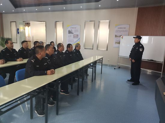 總務(wù)處開展安保人員技能培訓